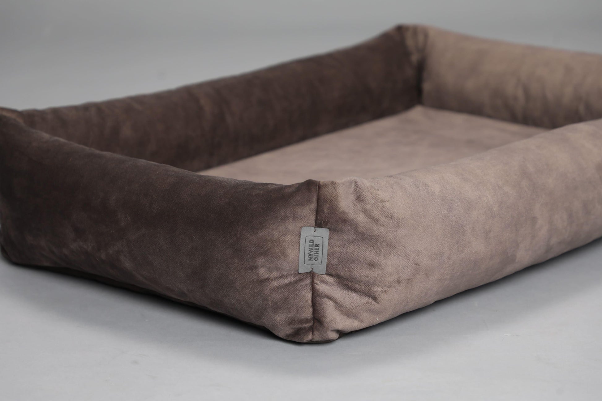 2-sided classic dog bed. TAUPE - European handmade dog accessories by My Wild Other