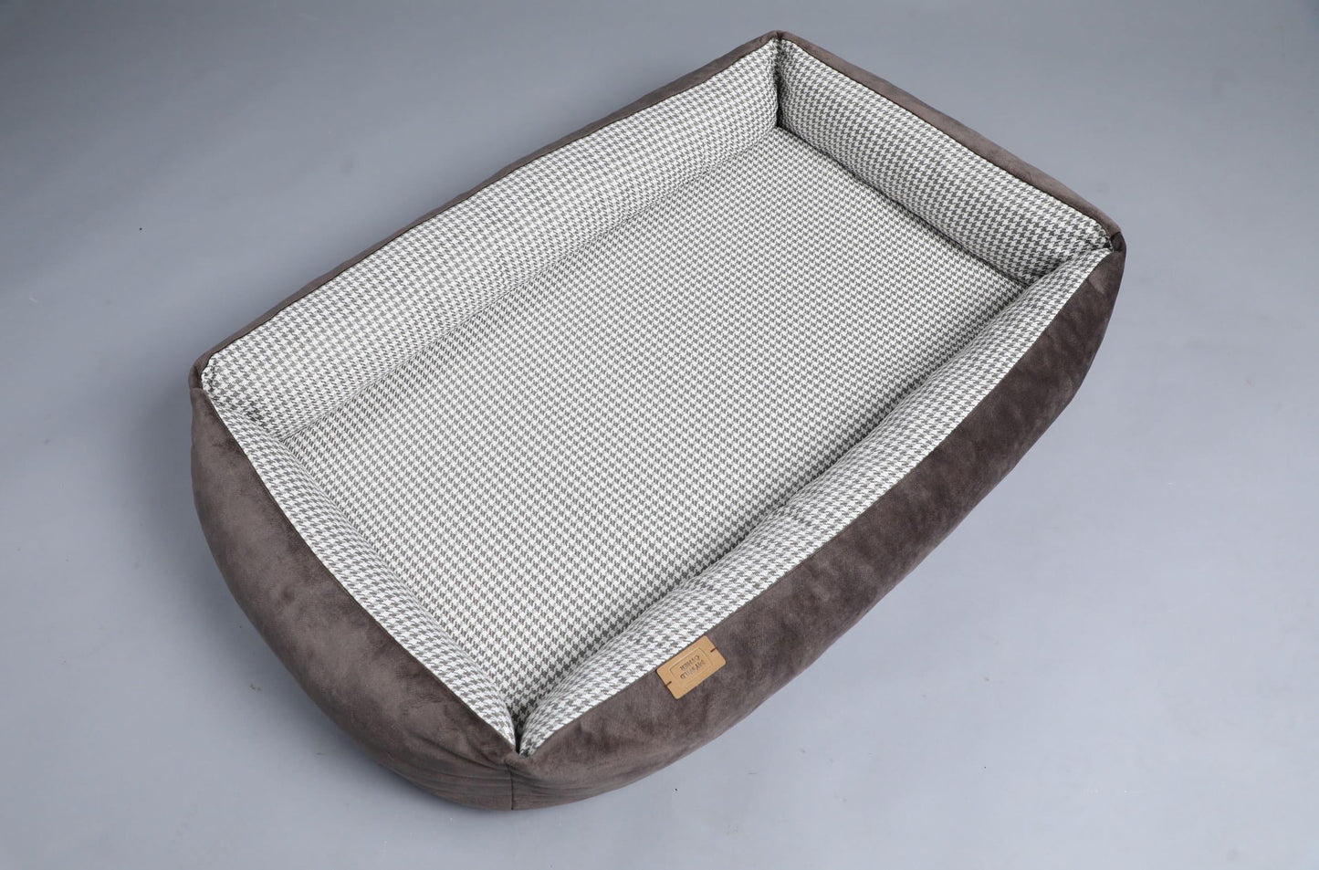2-sided modern style dog bed. HOUNDSTOOTH+TAUPE - European handmade dog accessories by My Wild Other
