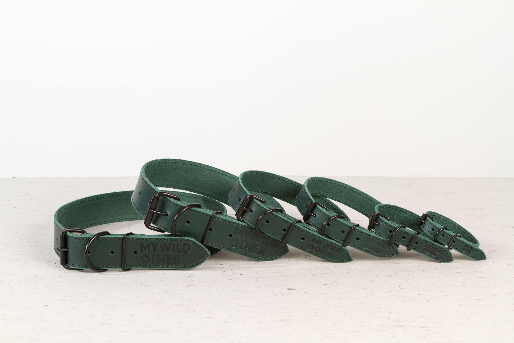Handmade green leather dog collar - European handmade dog accessories by My Wild Other